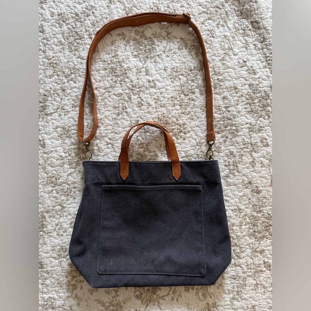 Thirty-One Window Shopper Tote - Picture 4 of 8